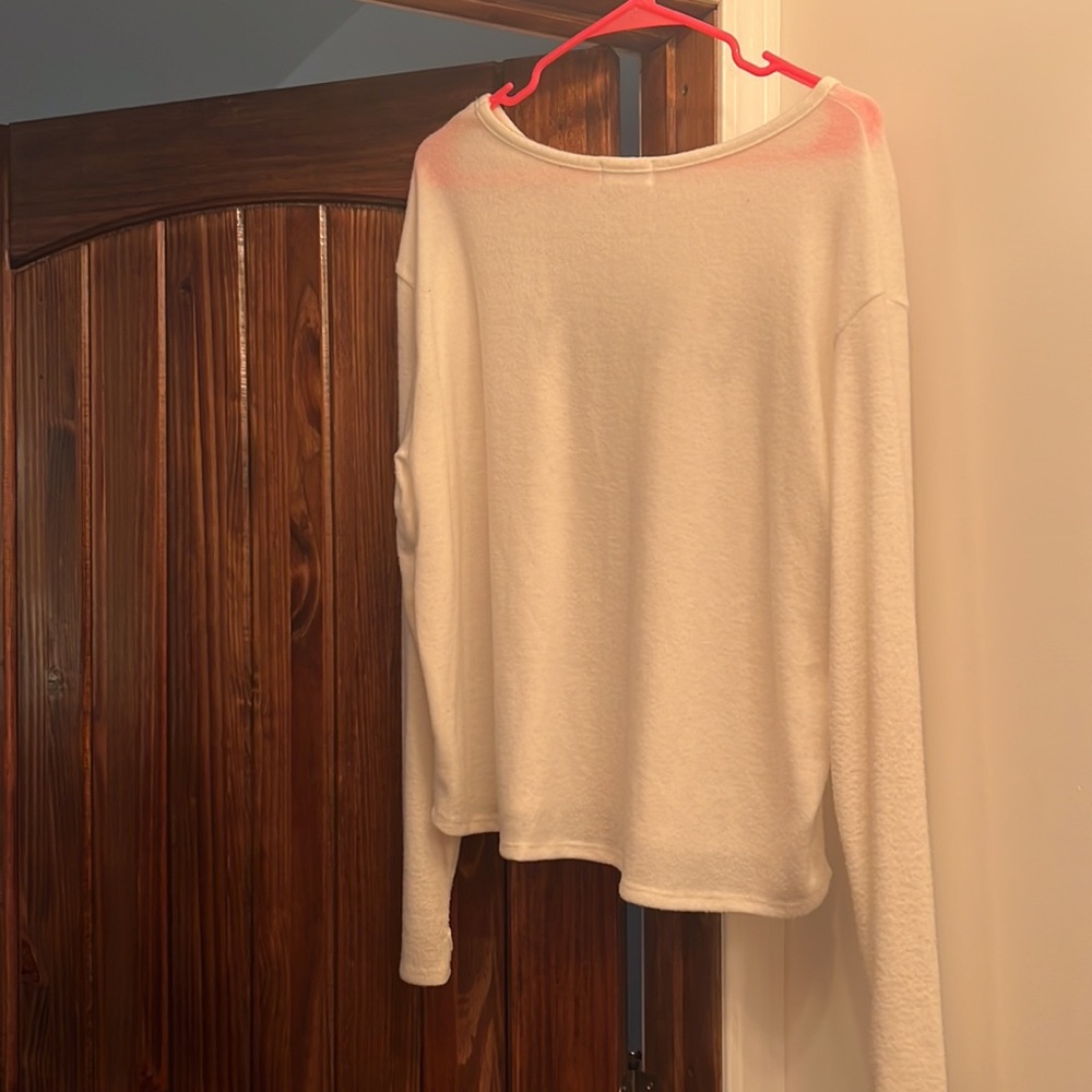 Sweater - Picture 4 of 4
